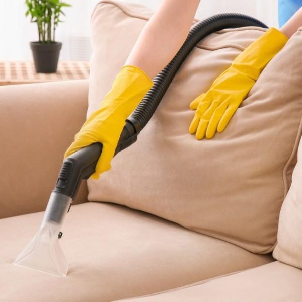 شركة تنظيف الصالون